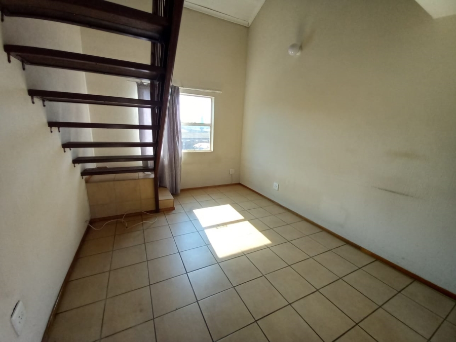 1 Bedroom Property for Sale in Kempton Park Central Gauteng