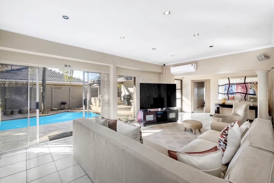 3 Bedroom Property for Sale in Emmarentia Gauteng
