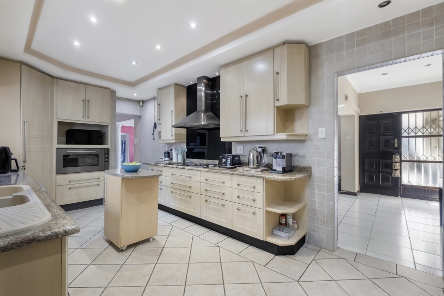 3 Bedroom Property for Sale in Emmarentia Gauteng