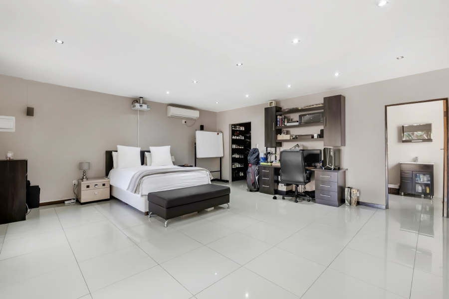 3 Bedroom Property for Sale in Emmarentia Gauteng