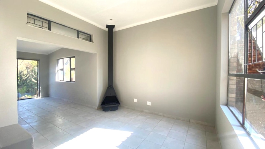 To Let 2 Bedroom Property for Rent in Pretorius Park Gauteng