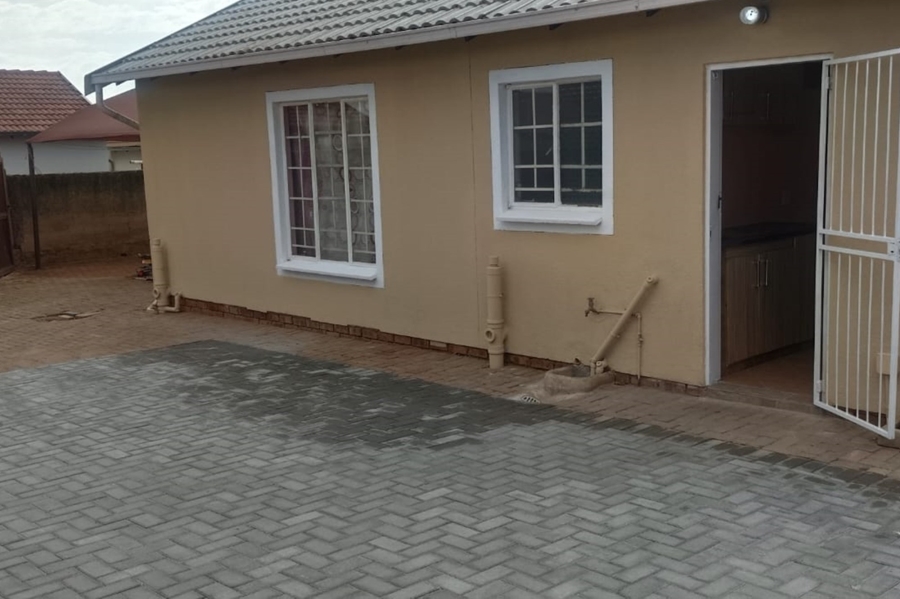 To Let 3 Bedroom Property for Rent in Mamelodi Gauteng