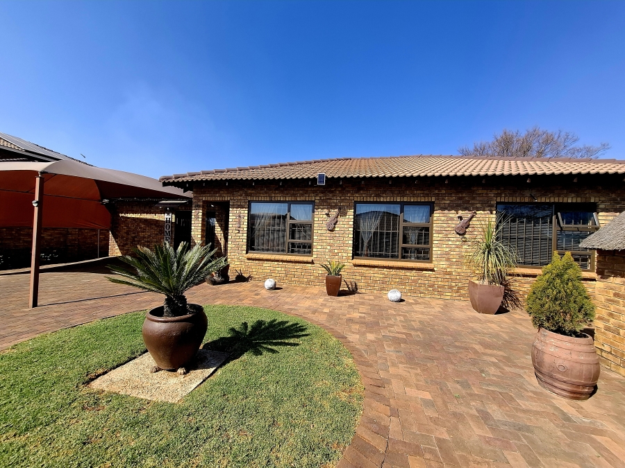 3 Bedroom Property for Sale in Dal Fouche Gauteng