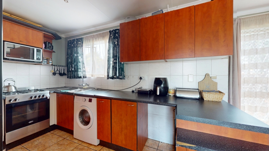 2 Bedroom Property for Sale in Witfield Gauteng