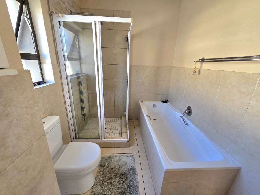 2 Bedroom Property for Sale in Ferndale Gauteng