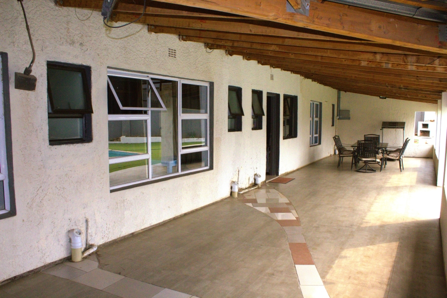 12 Bedroom Property for Sale in Rhodesfield Gauteng