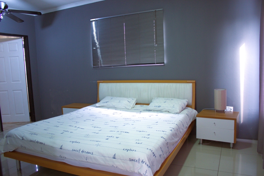 12 Bedroom Property for Sale in Rhodesfield Gauteng