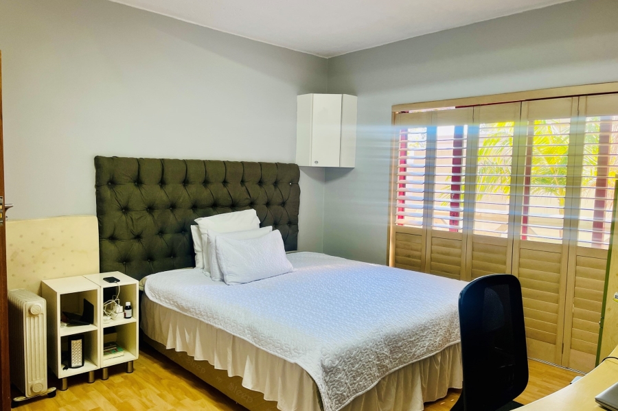 4 Bedroom Property for Sale in Woodmead Gauteng