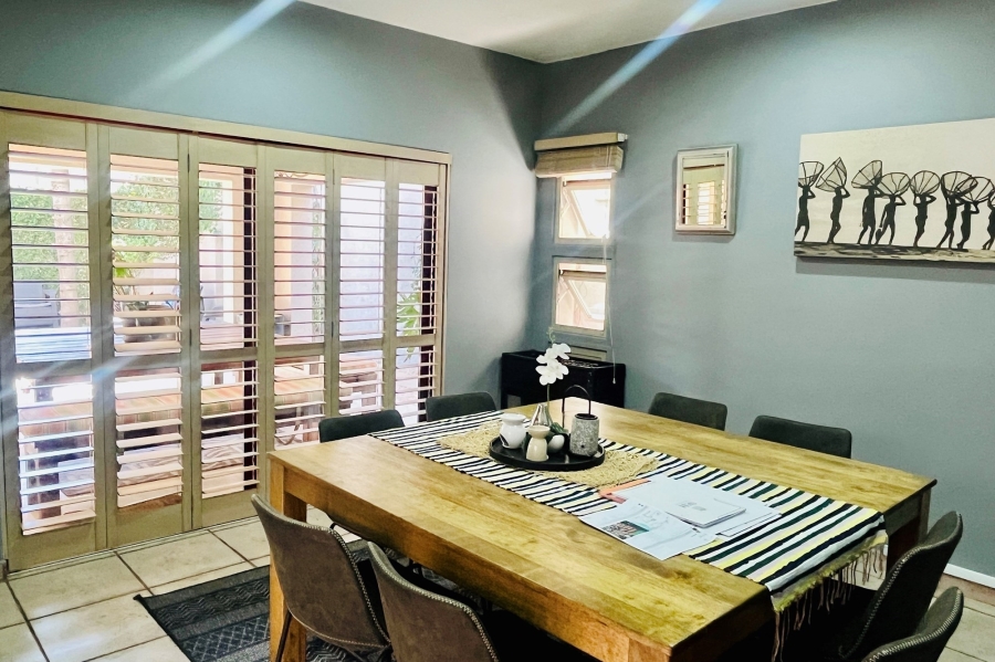 4 Bedroom Property for Sale in Woodmead Gauteng