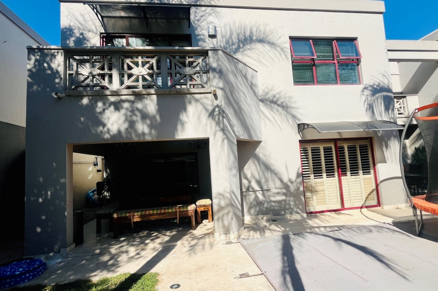 4 Bedroom Property for Sale in Woodmead Gauteng