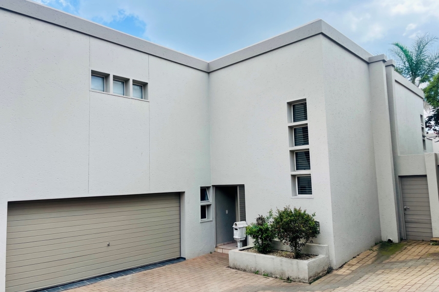 4 Bedroom Property for Sale in Woodmead Gauteng