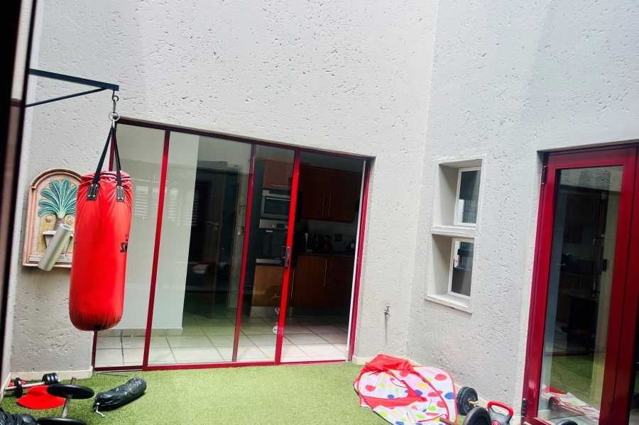 4 Bedroom Property for Sale in Woodmead Gauteng