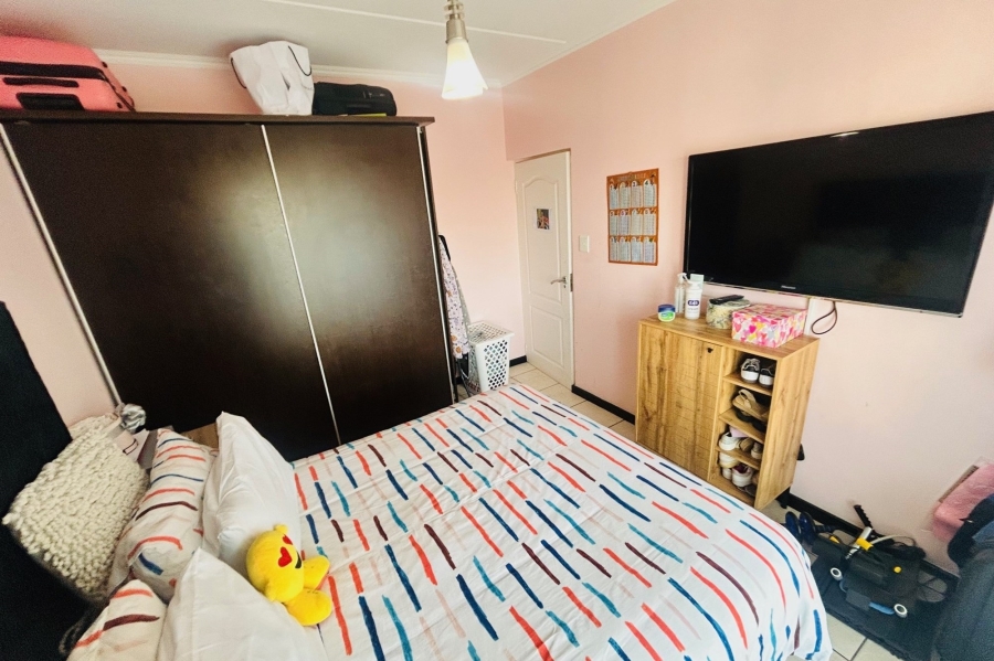 To Let 2 Bedroom Property for Rent in Oakdene Gauteng