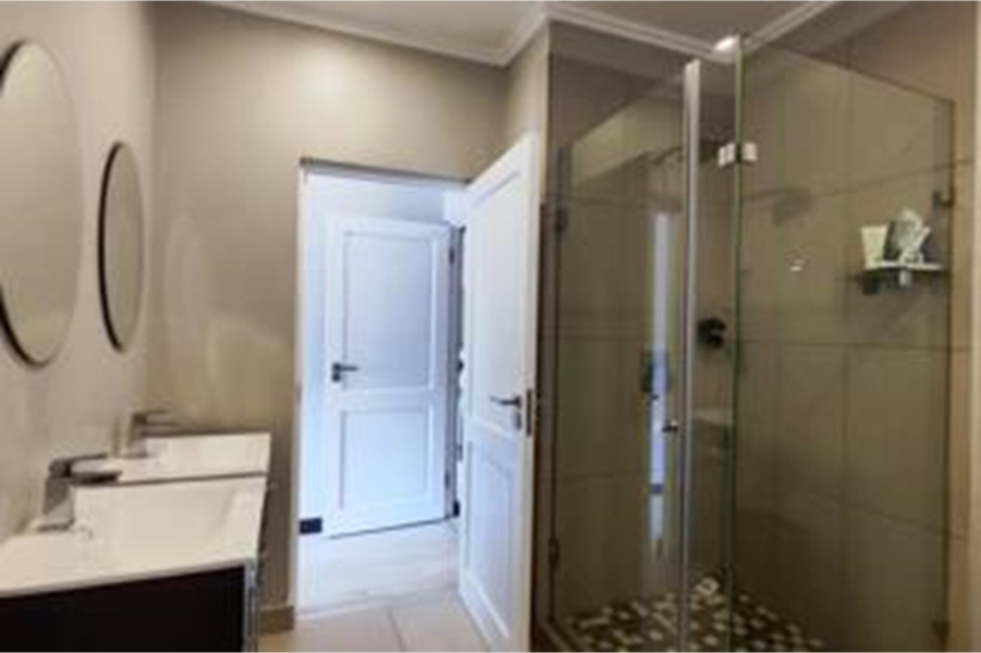 2 Bedroom Property for Sale in Bedfordview Gauteng