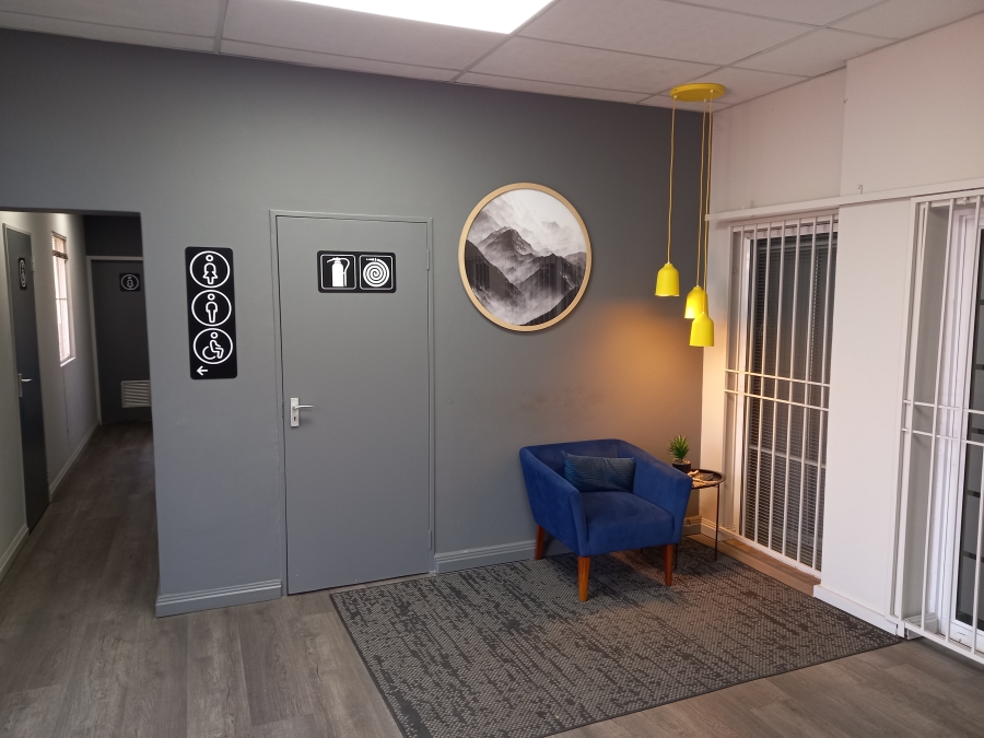 To Let commercial Property for Rent in Randjespark Gauteng