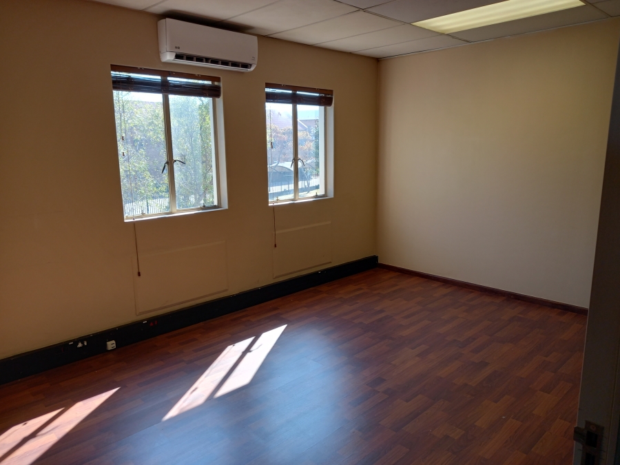To Let commercial Property for Rent in Randjespark Gauteng