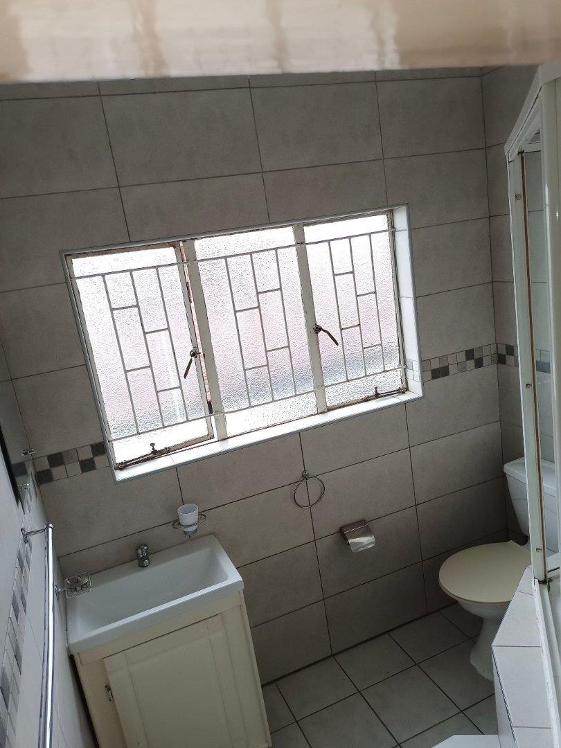 To Let 2 Bedroom Property for Rent in Groblerpark Gauteng