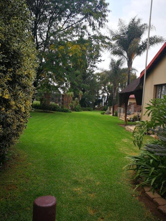 To Let 2 Bedroom Property for Rent in Groblerpark Gauteng