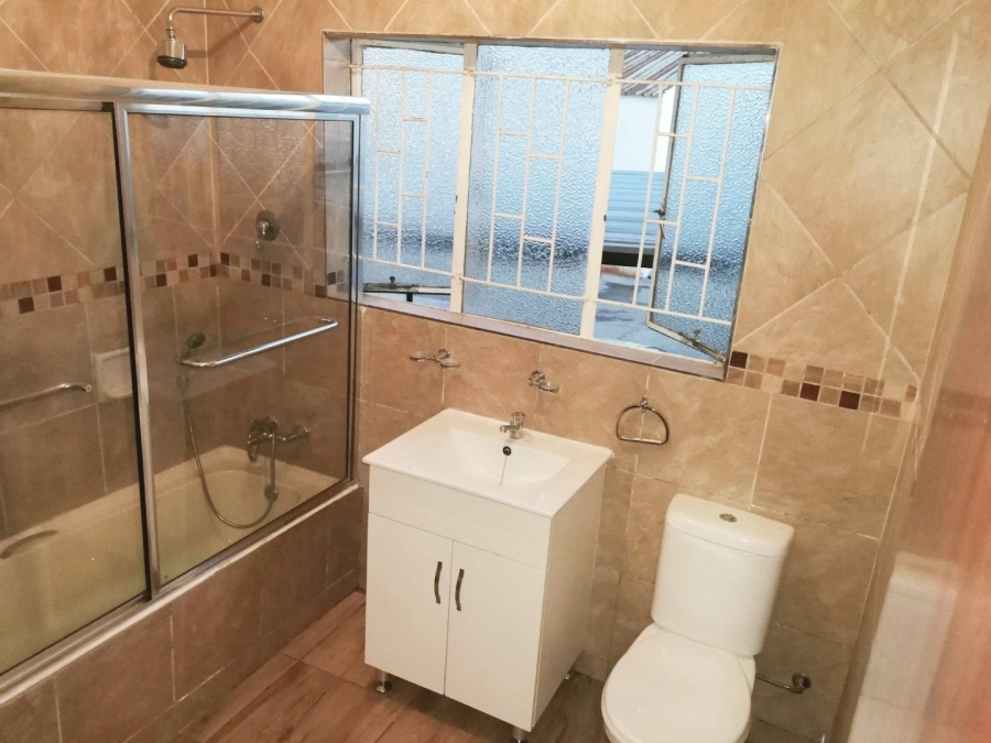 To Let 2 Bedroom Property for Rent in Groblerpark Gauteng