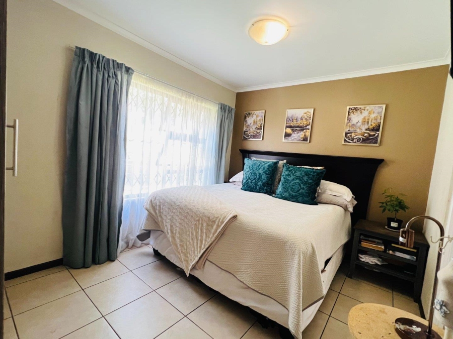 3 Bedroom Property for Sale in Ruimsig Gauteng