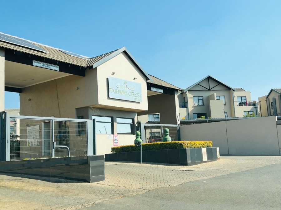 3 Bedroom Property for Sale in Ruimsig Gauteng