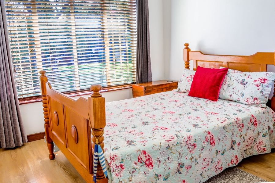 7 Bedroom Property for Sale in Pierre Van Ryneveld Gauteng