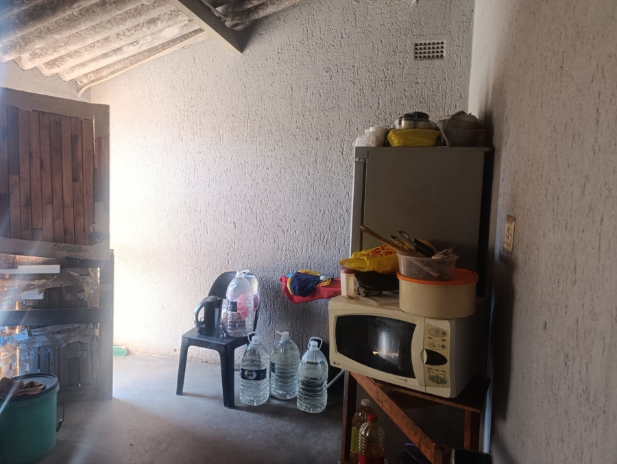 2 Bedroom Property for Sale in Mabopane Unit B Gauteng