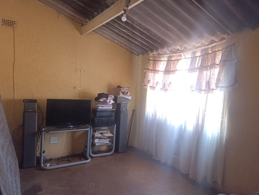 2 Bedroom Property for Sale in Mabopane Unit B Gauteng