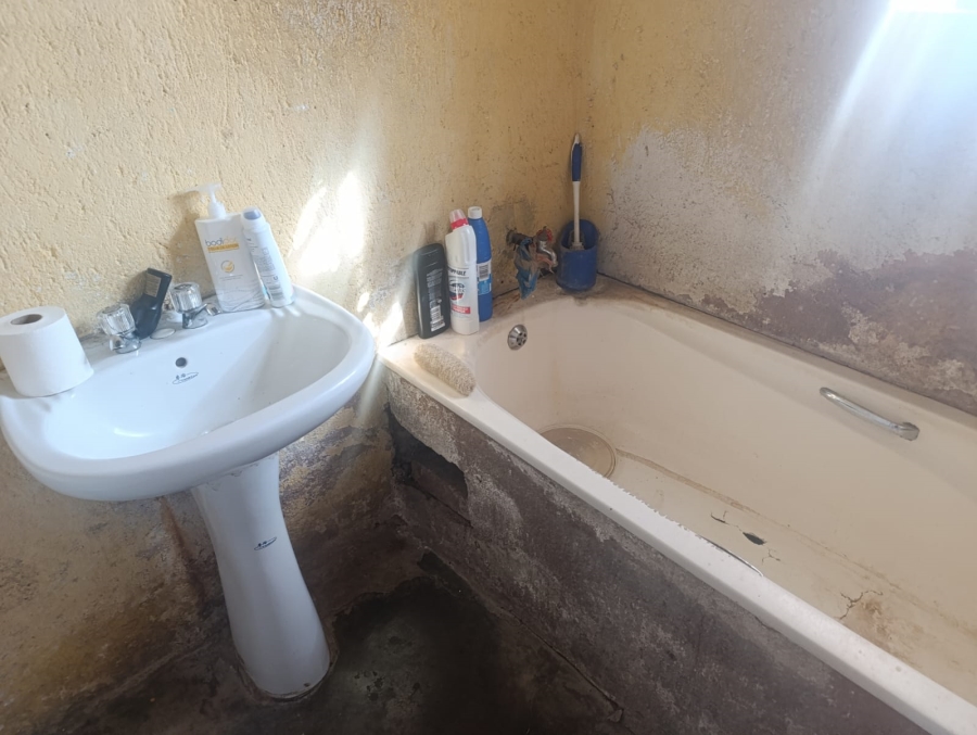 2 Bedroom Property for Sale in Mabopane Unit B Gauteng