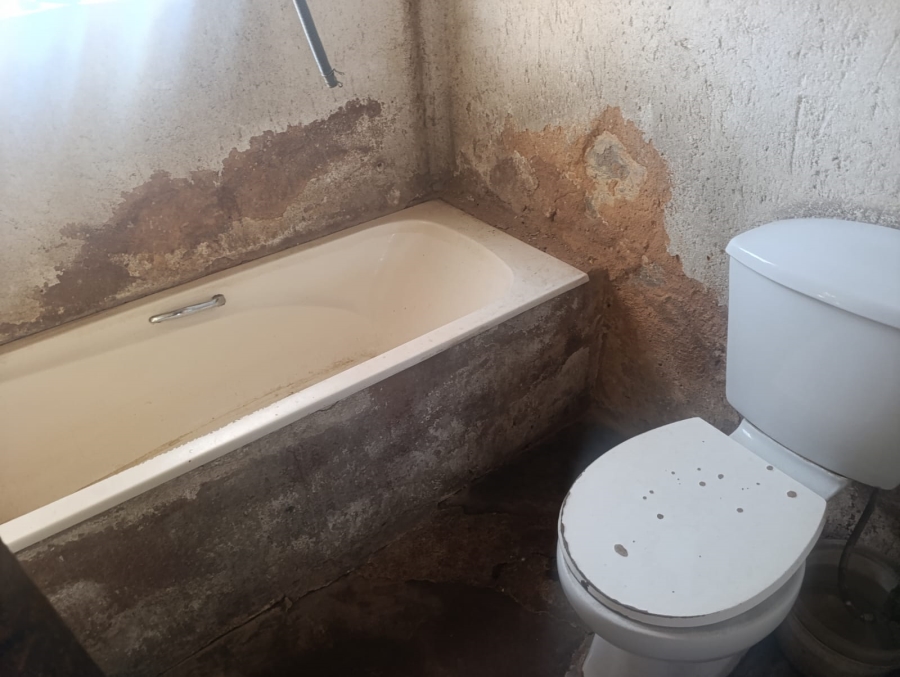 2 Bedroom Property for Sale in Mabopane Unit B Gauteng