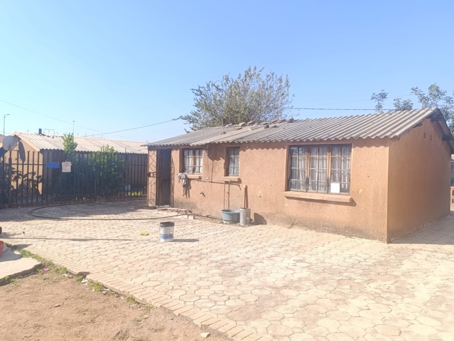 2 Bedroom Property for Sale in Mabopane Unit B Gauteng