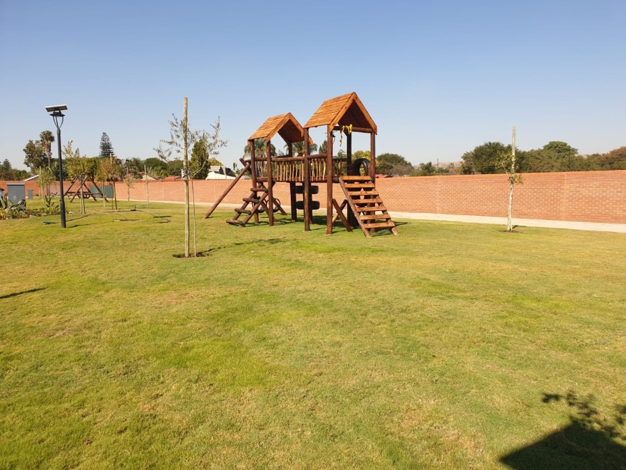 2 Bedroom Property for Sale in Sinoville Gauteng