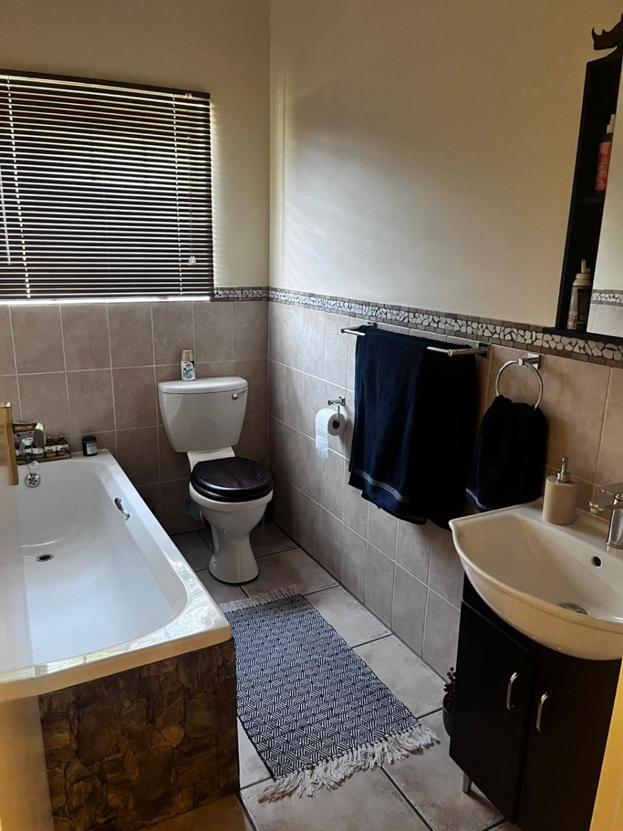 To Let 3 Bedroom Property for Rent in Wilgeheuwel Gauteng