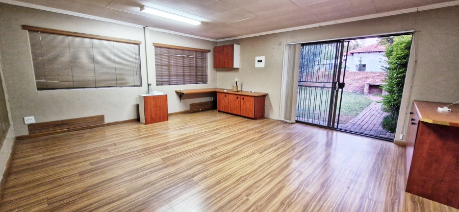 3 Bedroom Property for Sale in Annlin Gauteng