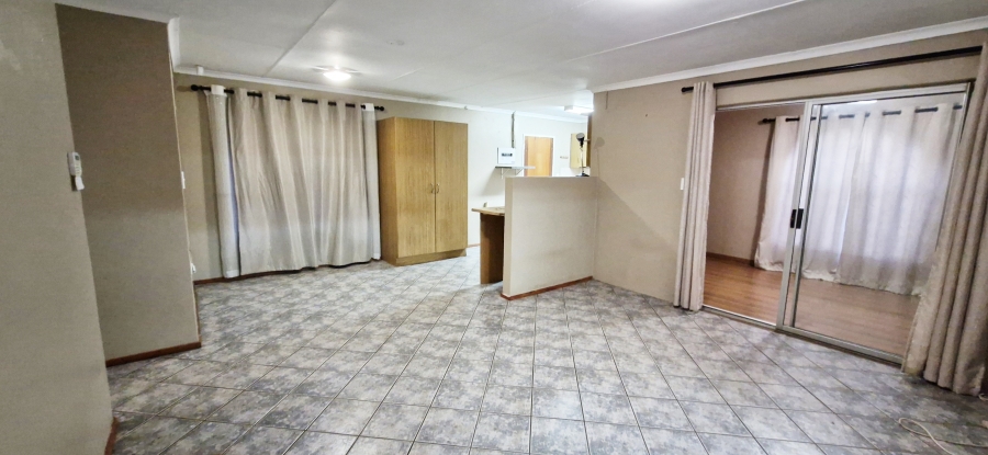 3 Bedroom Property for Sale in Annlin Gauteng