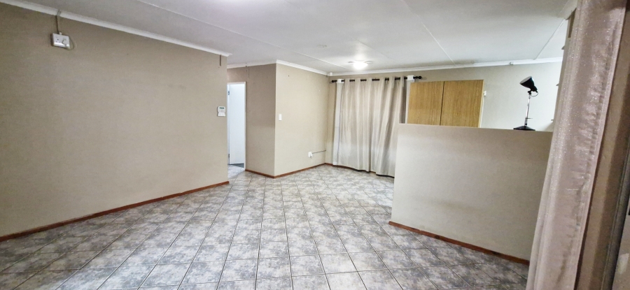 3 Bedroom Property for Sale in Annlin Gauteng