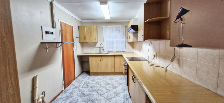 3 Bedroom Property for Sale in Annlin Gauteng