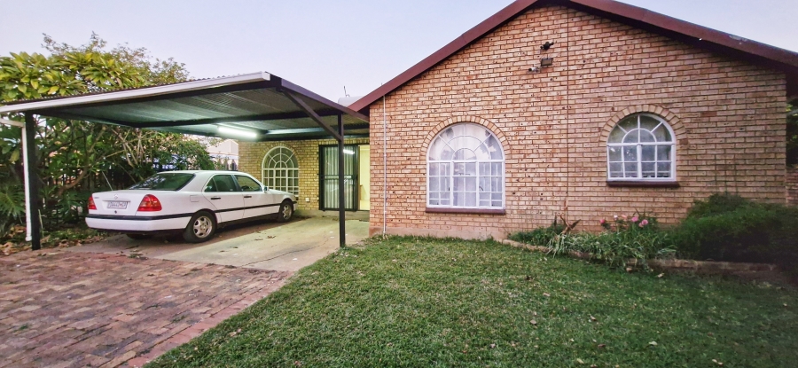 3 Bedroom Property for Sale in Annlin Gauteng