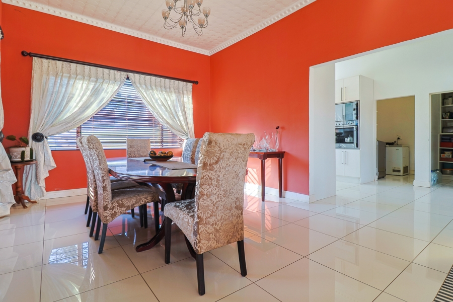 5 Bedroom Property for Sale in Golf View Gauteng