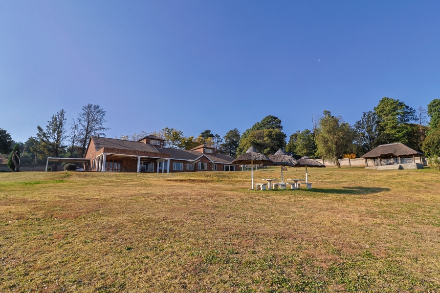 5 Bedroom Property for Sale in Golf View Gauteng