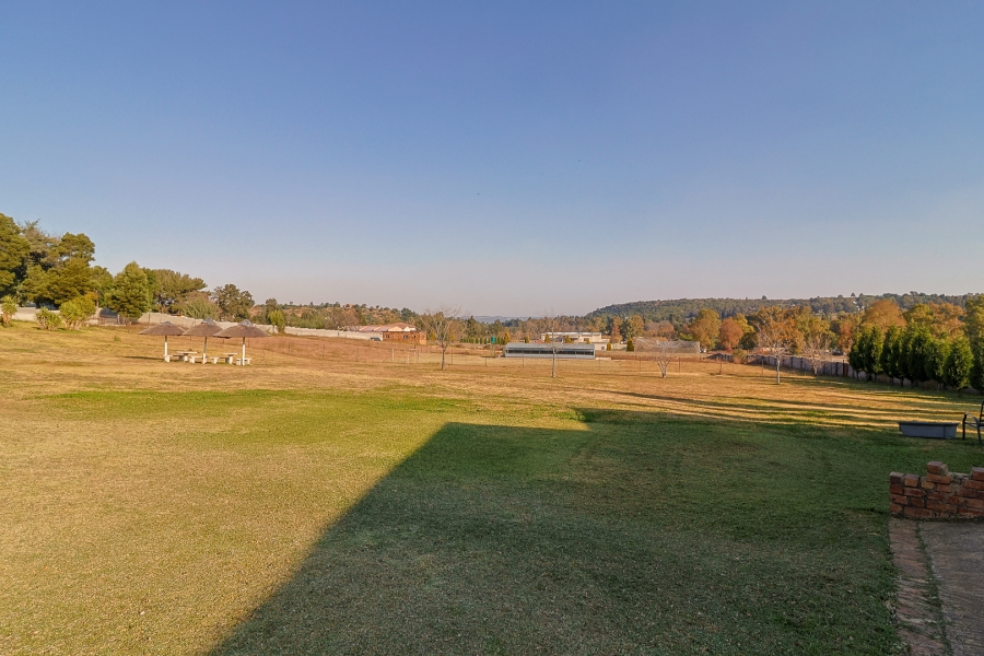 5 Bedroom Property for Sale in Golf View Gauteng