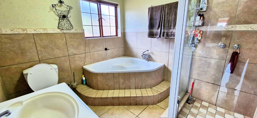 3 Bedroom Property for Sale in Ninapark Gauteng