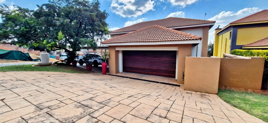 3 Bedroom Property for Sale in Ninapark Gauteng