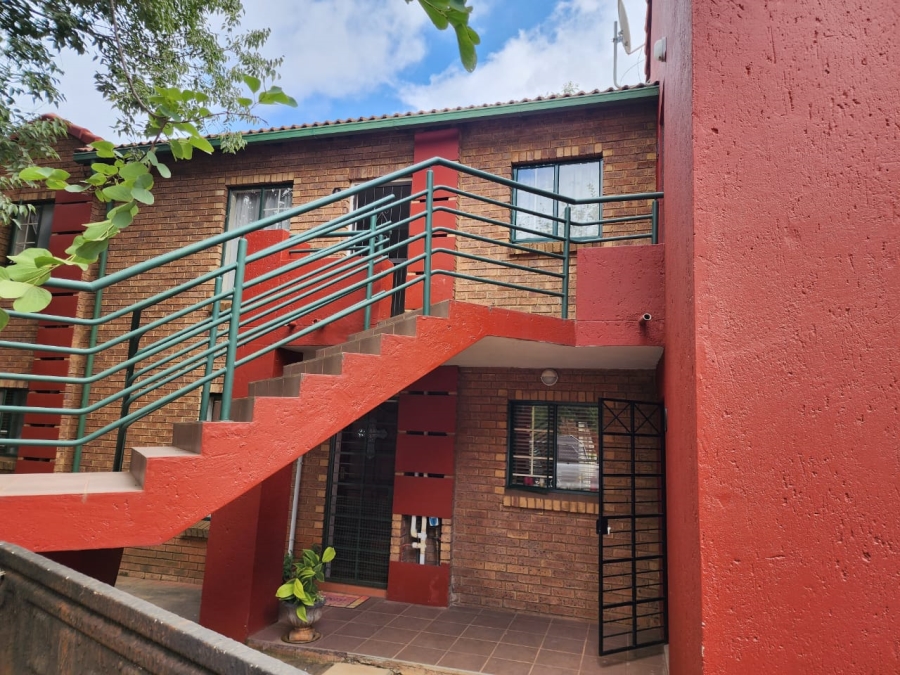 2 Bedroom Property for Sale in Moreleta Park Gauteng