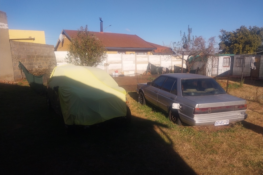 2 Bedroom Property for Sale in Naledi Gauteng