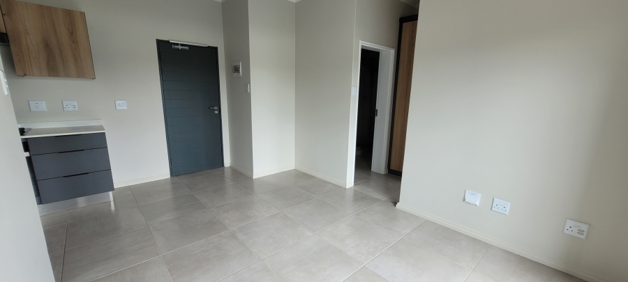To Let 2 Bedroom Property for Rent in Glen Austin Gauteng