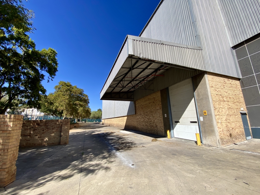 To Let commercial Property for Rent in Longmeadow Gauteng