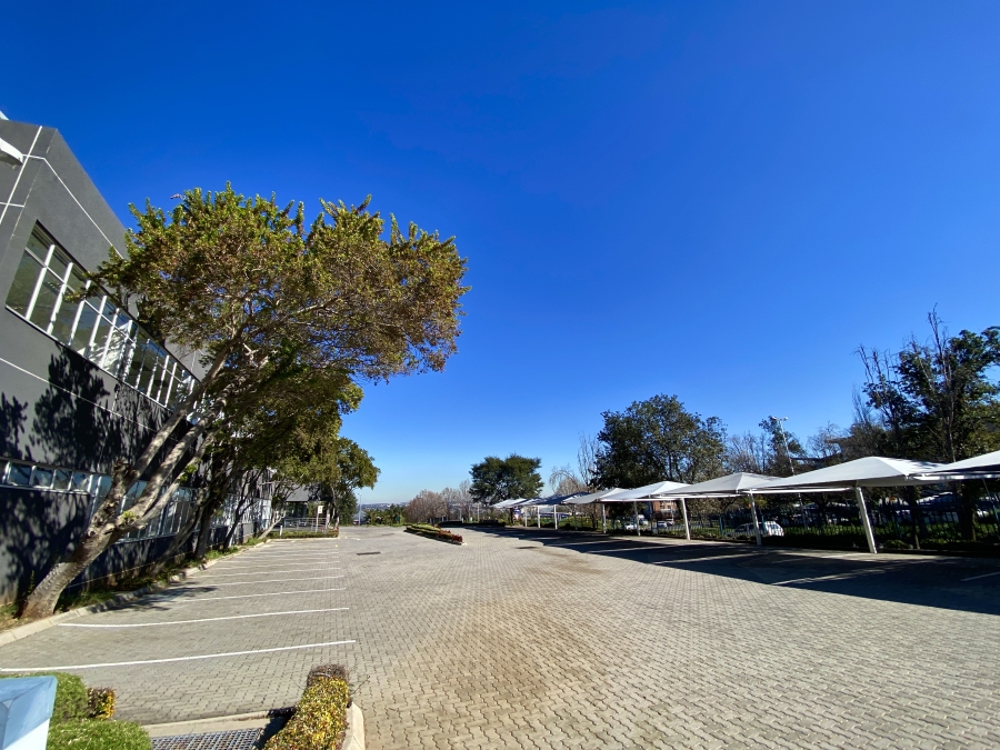 To Let commercial Property for Rent in Longmeadow Gauteng
