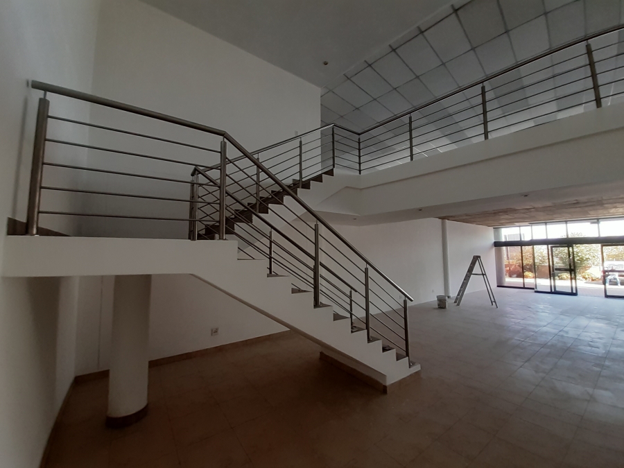 To Let commercial Property for Rent in Linbro Park Gauteng