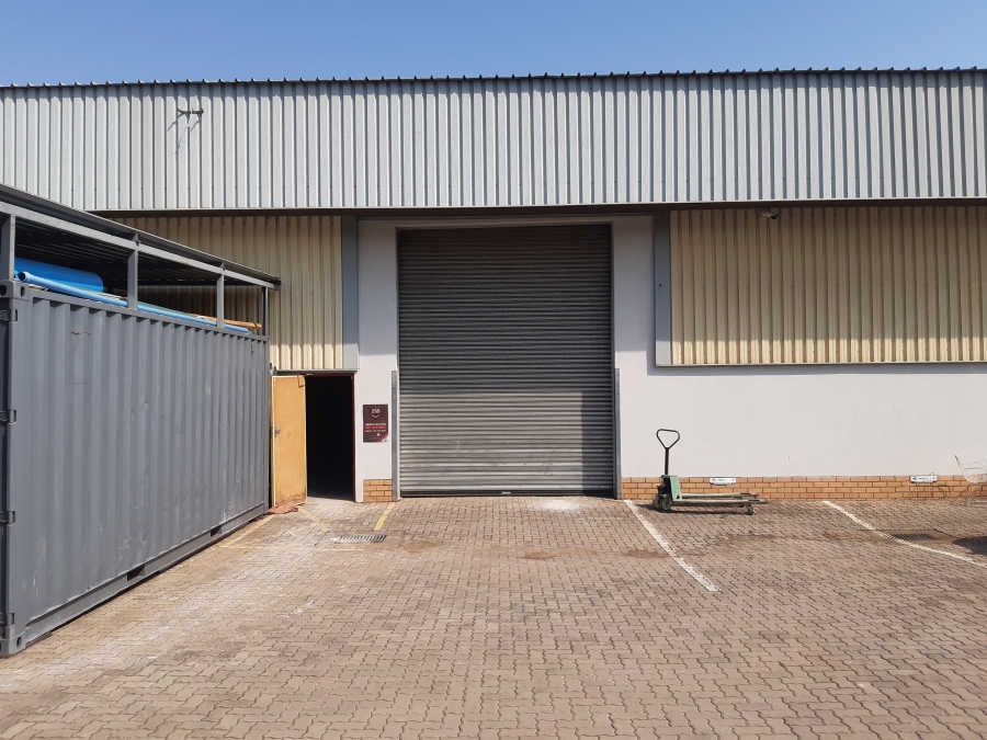 To Let commercial Property for Rent in Linbro Park Gauteng